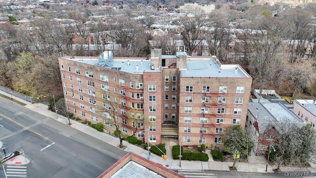 Photo of 74-45 Yellowstone Boulevard #5G, Rego Park, NY 11374 (MLS # 986511)