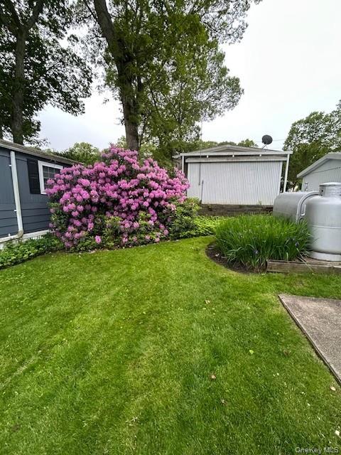 1661 Old Country Road 195