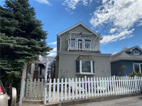 Homes For Sale - 181C Edgewater Park #C<br/> Bronx, NY 10465
