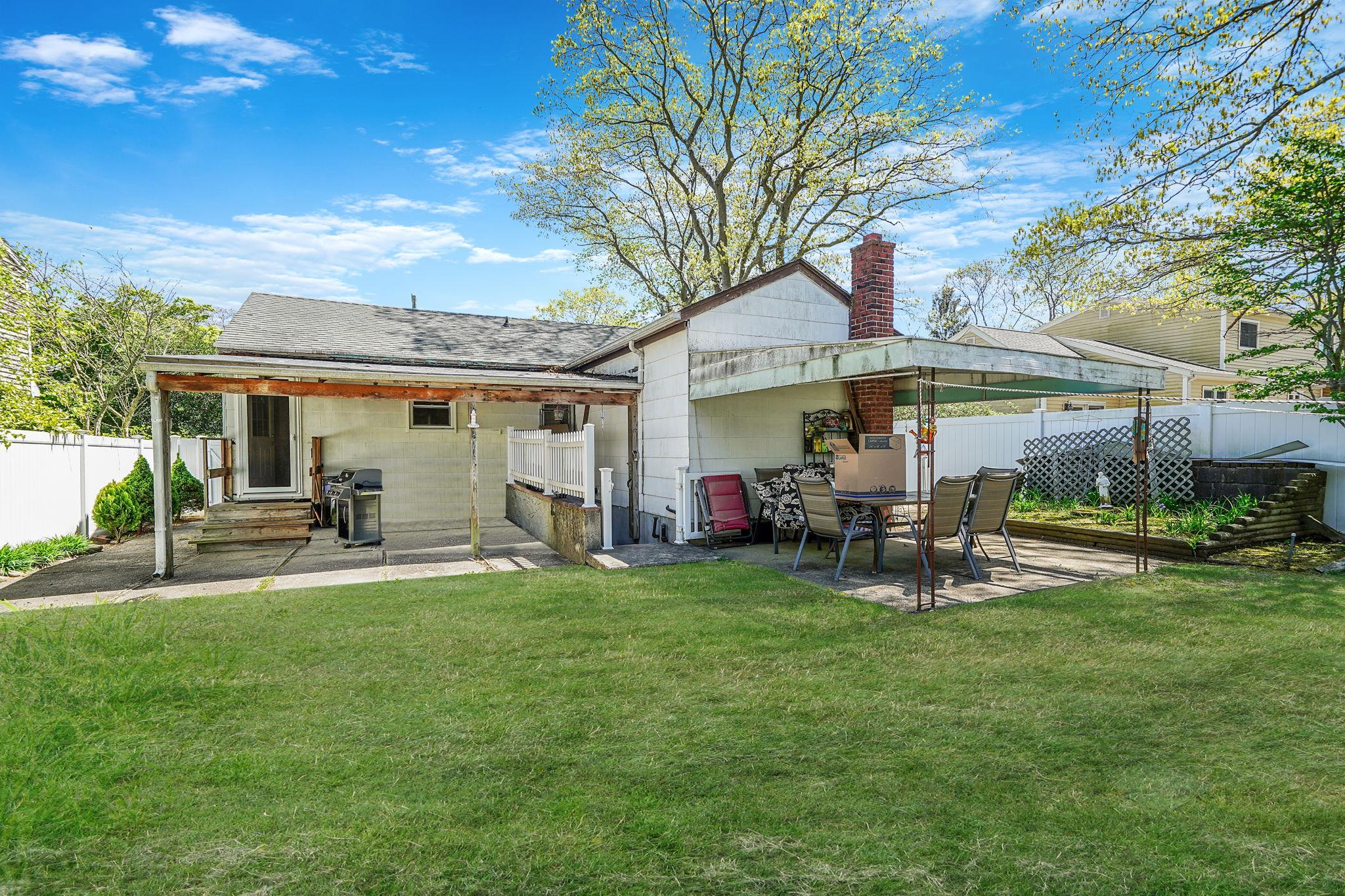 72 Wendy Drive, Farmingville, New York image 18