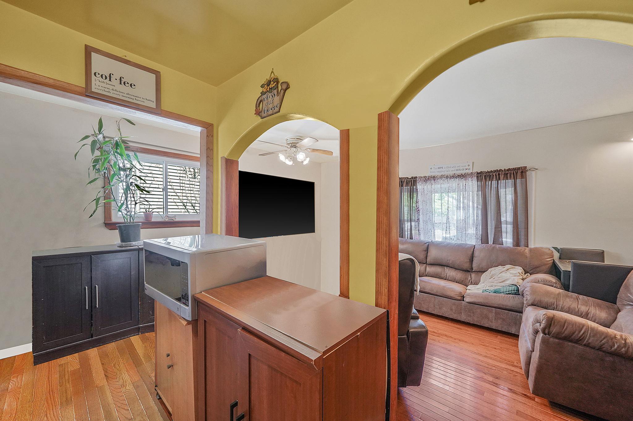 72 Wendy Drive, Farmingville, New York image 6