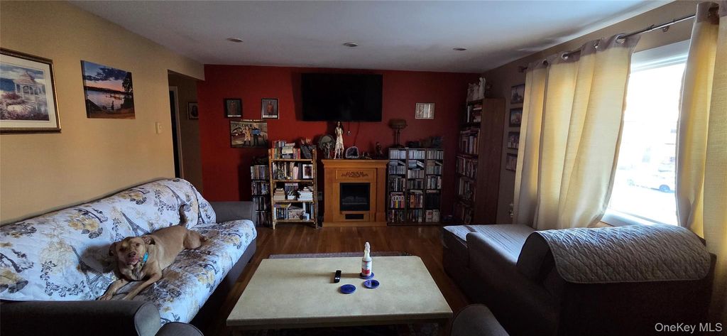 Photo of 404 Parr Meadow Drive #4D, Newburgh, NY 12550 (MLS # 941765)