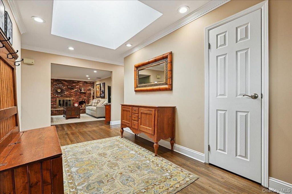 Photo of 21 Colgate Lane, Woodbury, NY 11797 (MLS # 964360)