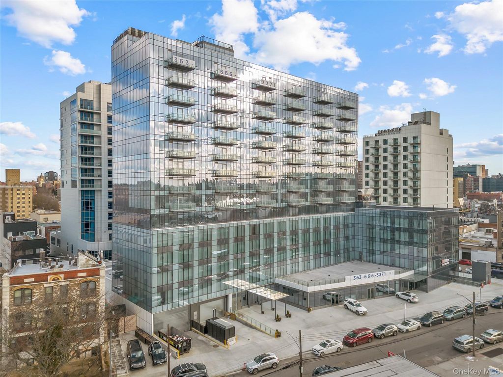 Photo of 33-71 Prince Street #14H, Flushing, NY 11354 (MLS # 993442)