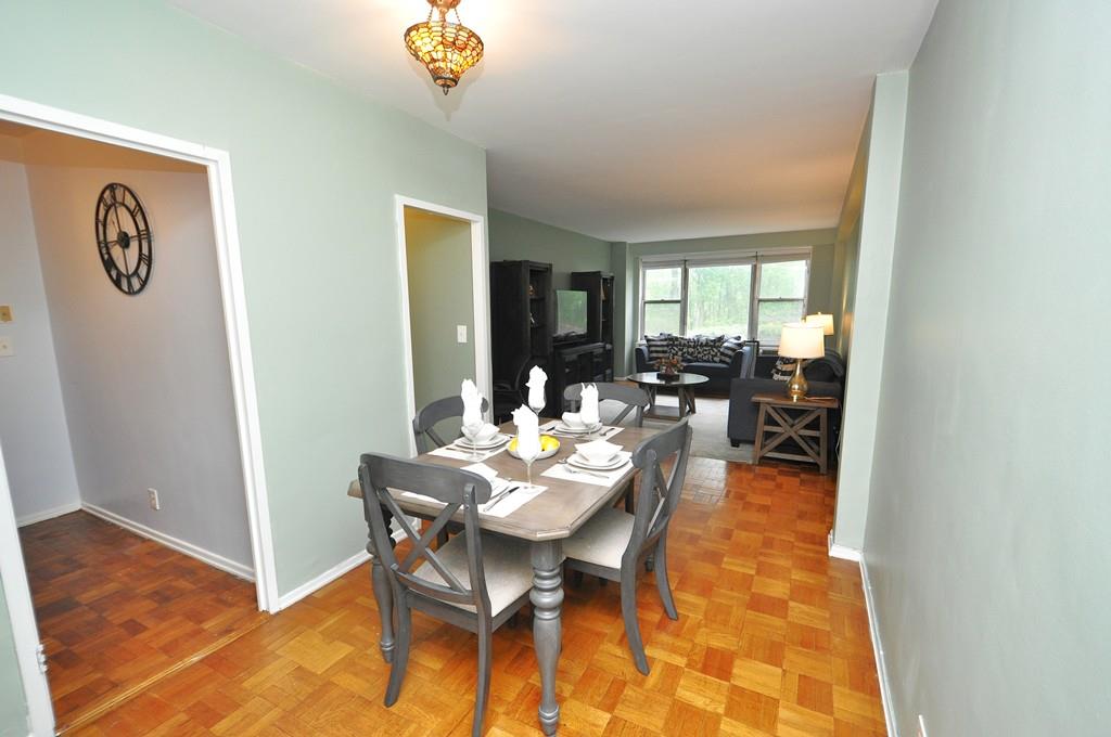 Scarsdale, New York 10583, United States, 1 Bedroom Bedrooms, ,1 BathroomBathrooms,Residential,Active,125717