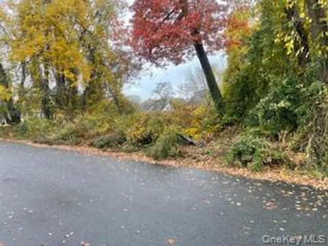 Vacant Land For Sale - 6 Pine Street<br/> Wyandanch, NY 11798