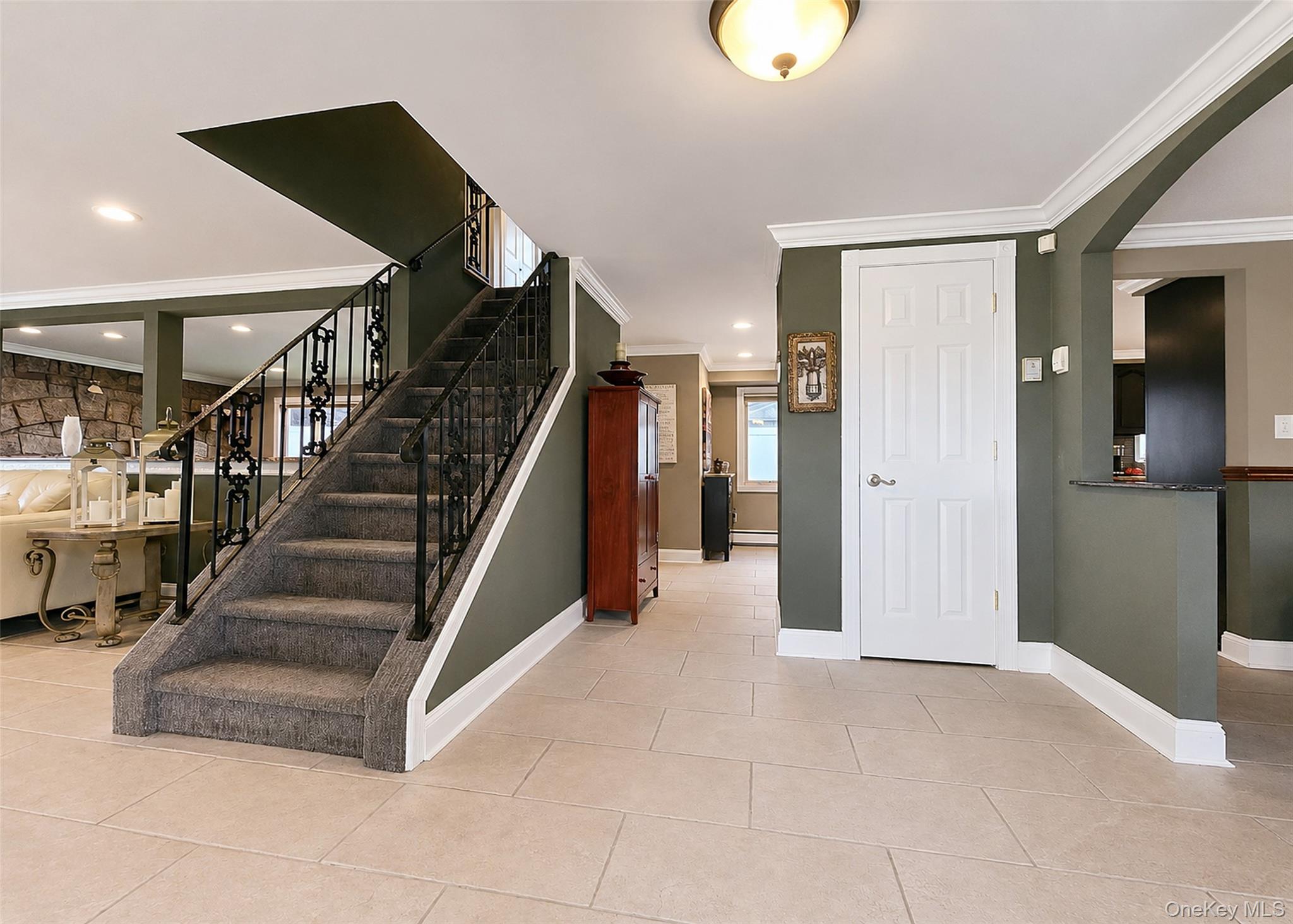 2 Sussex Lane