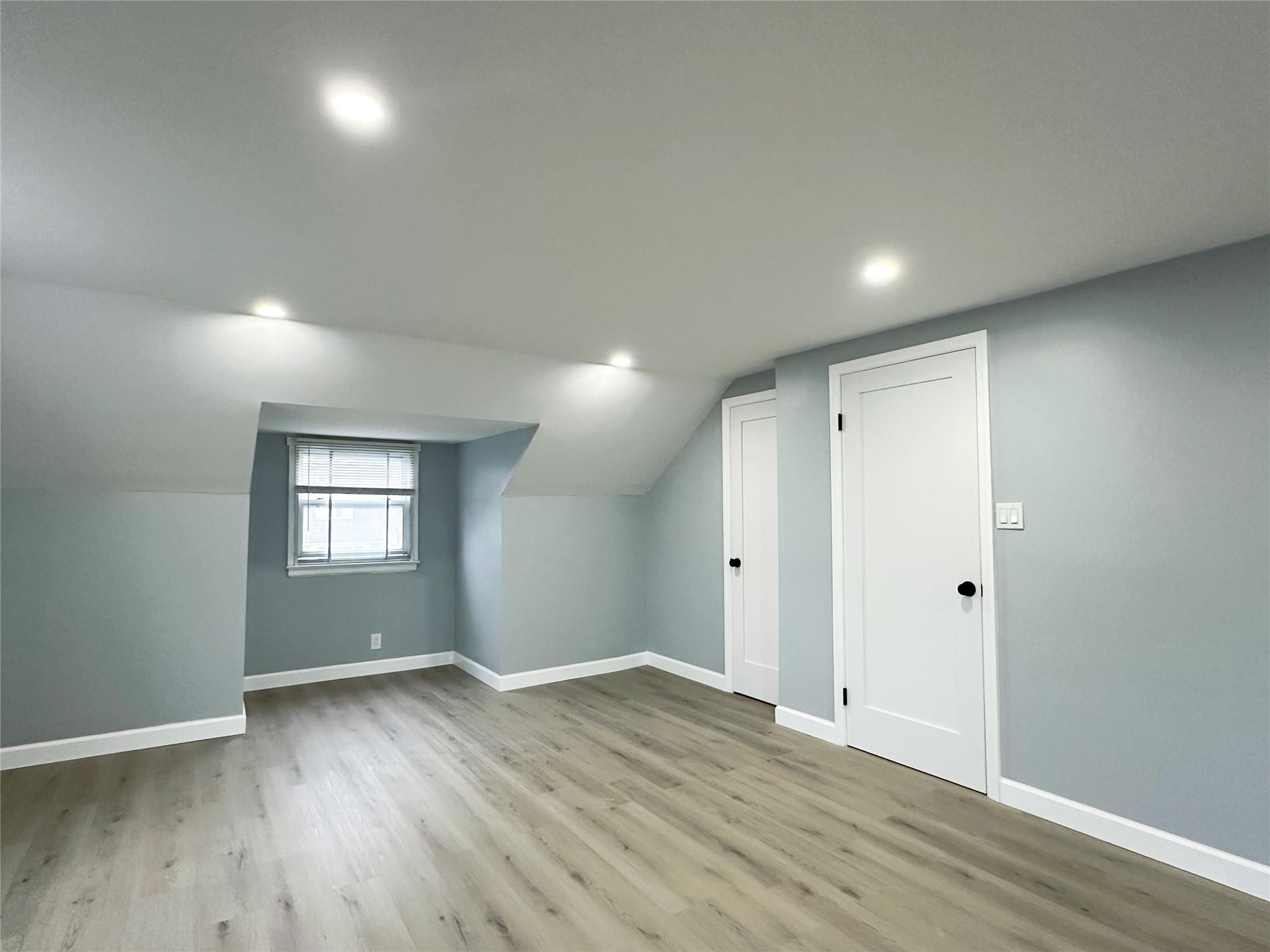 6 Rex Court, Mineola, New York image 14