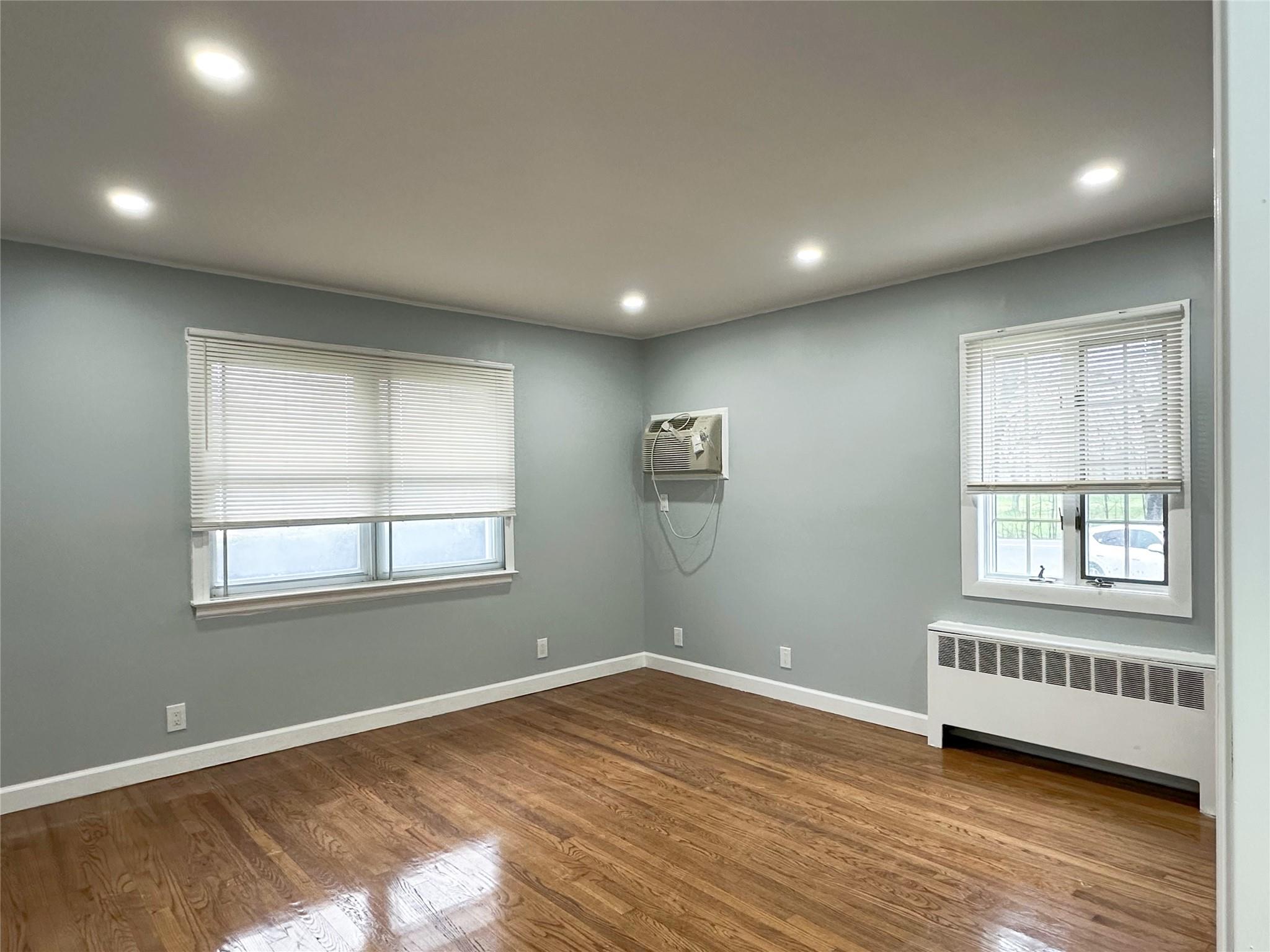 6 Rex Court, Mineola, New York image 5