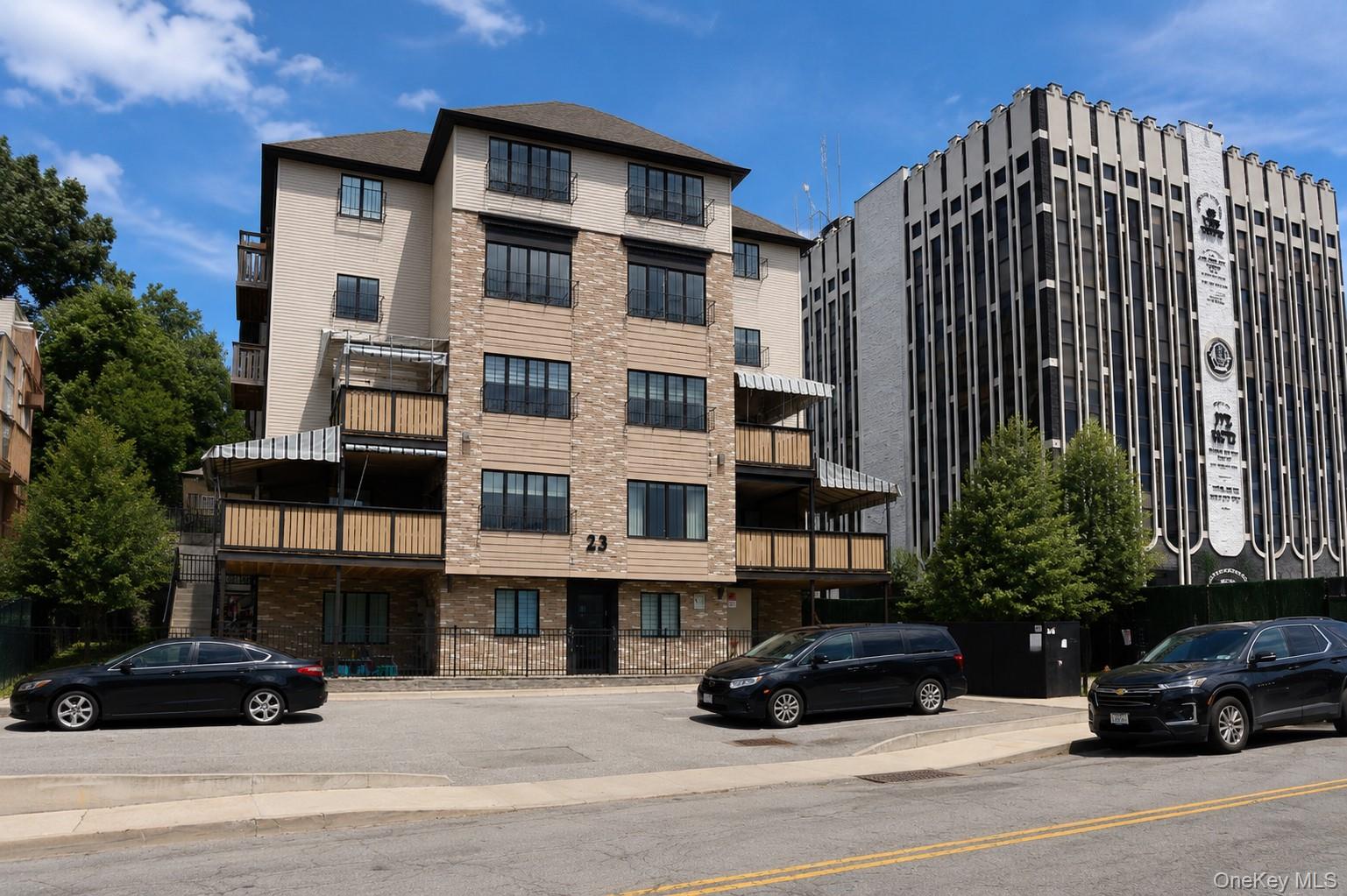 23 Chevron Road 302