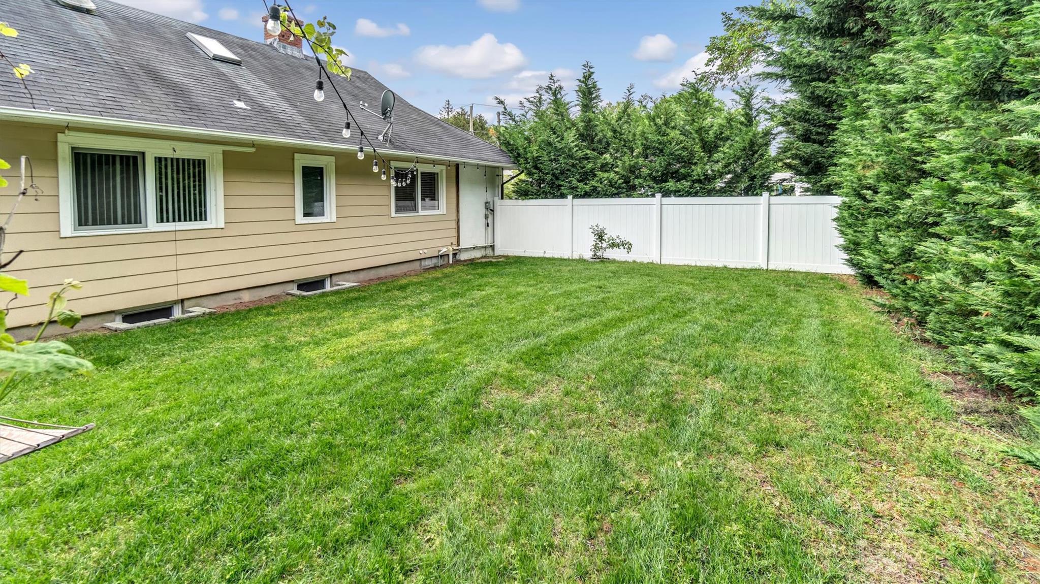 143 Hallock Street, Riverhead, New York image 36