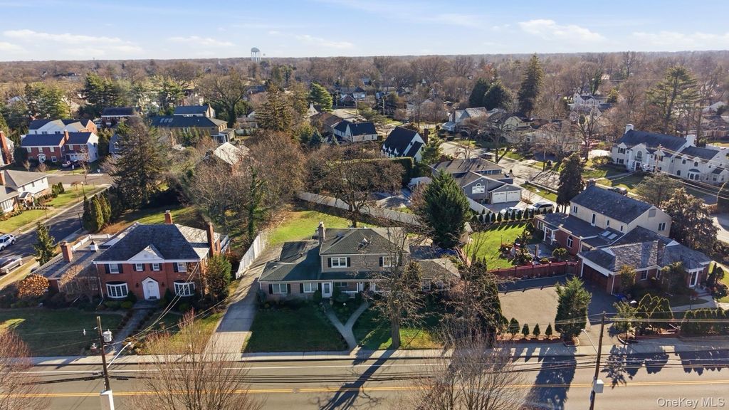 Photo of 467 Hempstead Avenue, Rockville Centre, NY 11570 (MLS # 944054)