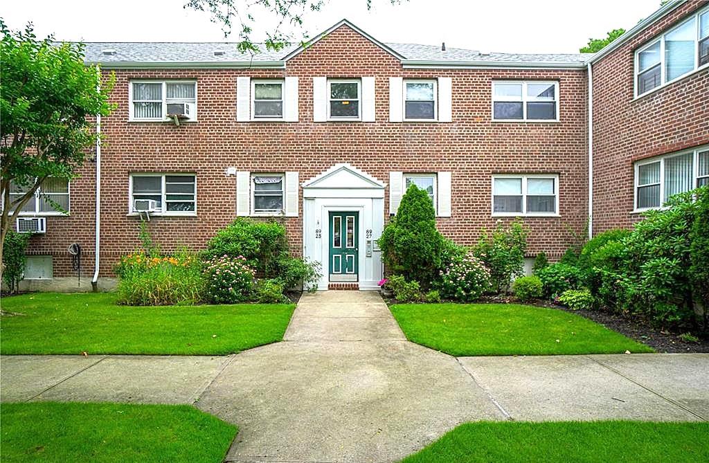 89-25 Shore Parkway #1L, Howard Beach, New York image 7