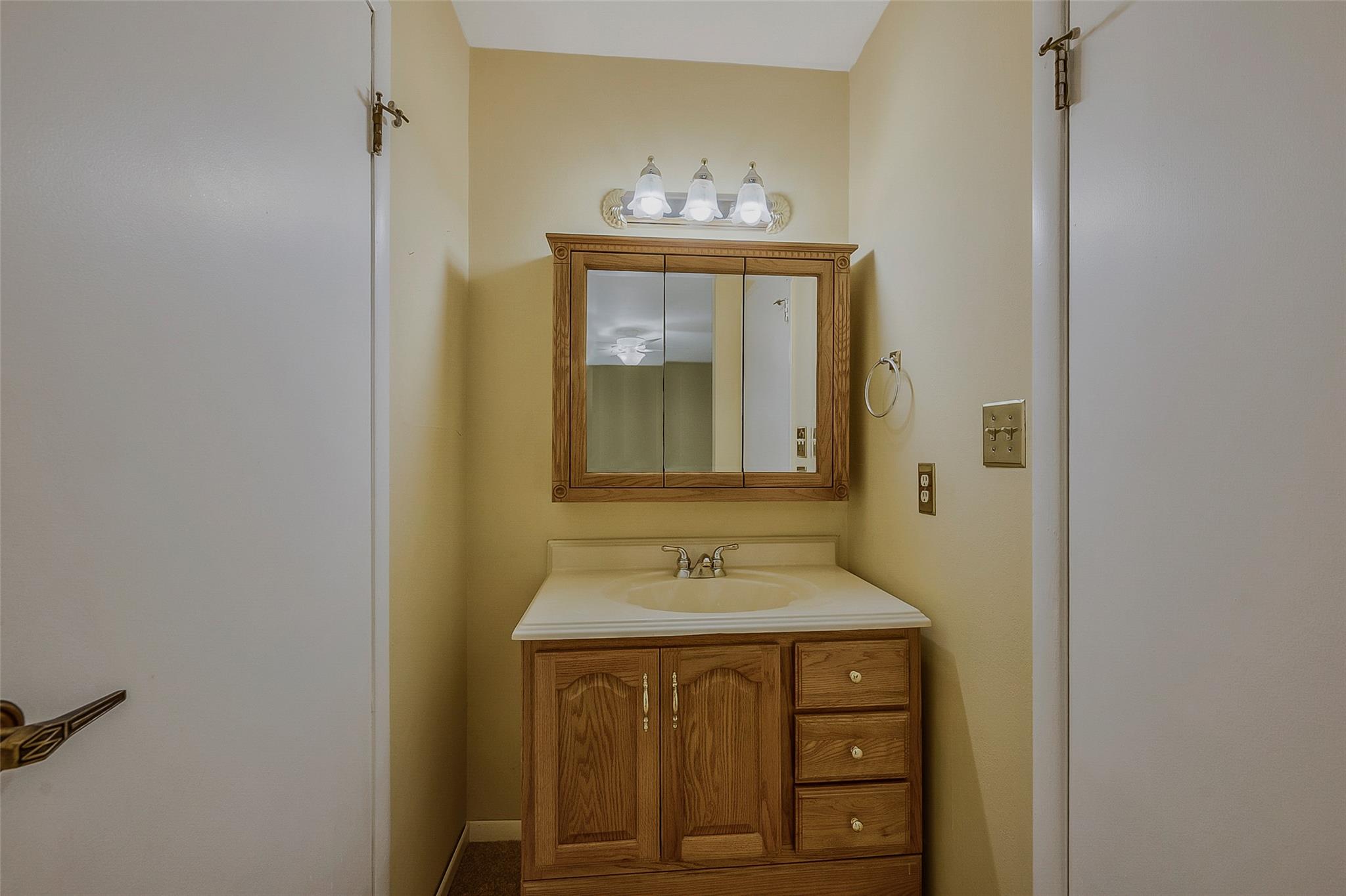 209 Kingston Drive, Ridge, New York image 16