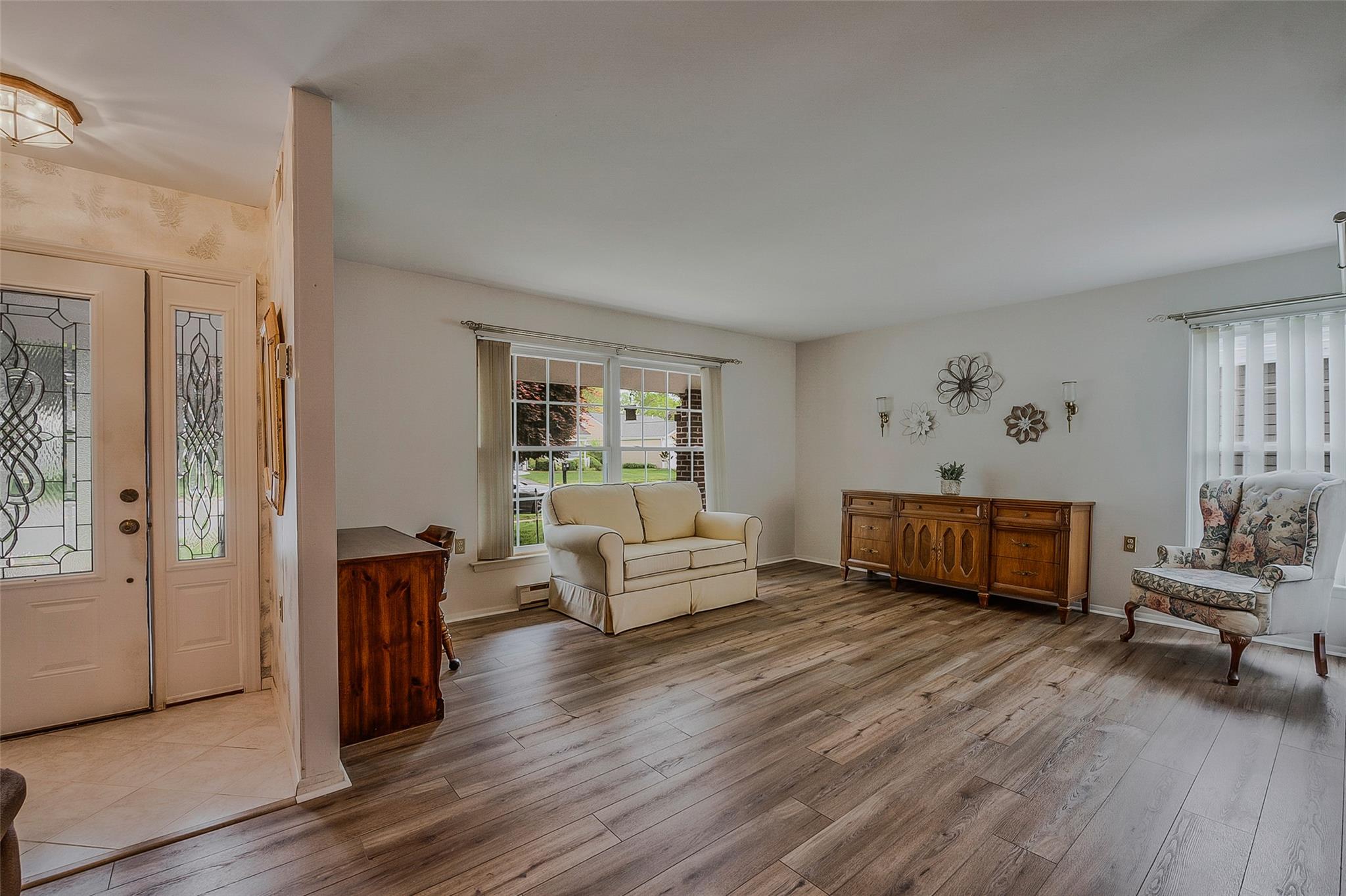 209 Kingston Drive, Ridge, New York image 4