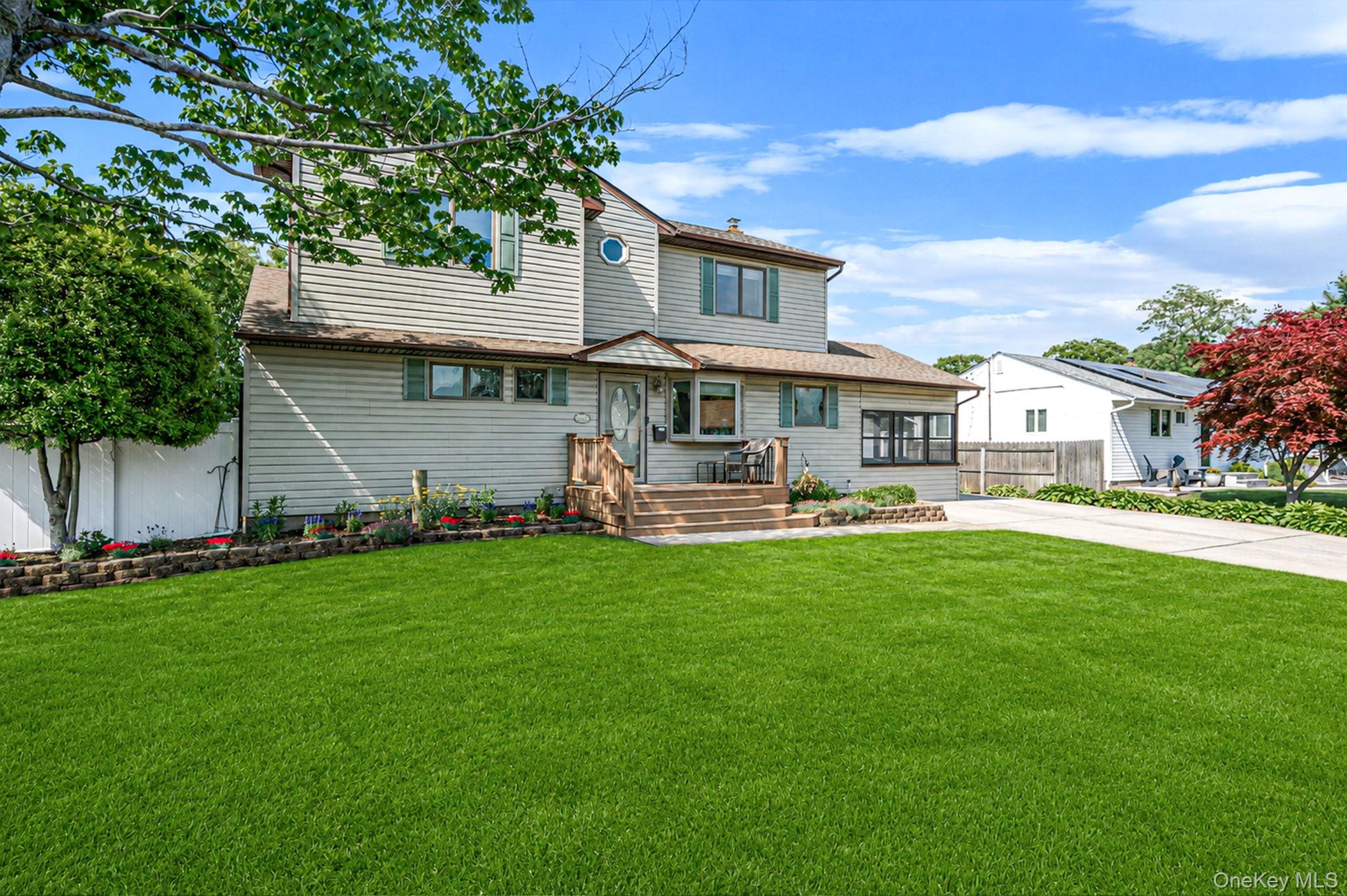 11 Windsor Street - Photo 2