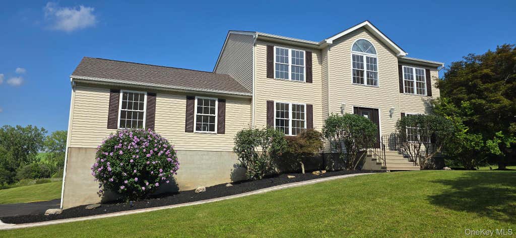 Photo of 14 Storm Drive, Poughquag, NY 12570 (MLS # 1036509)