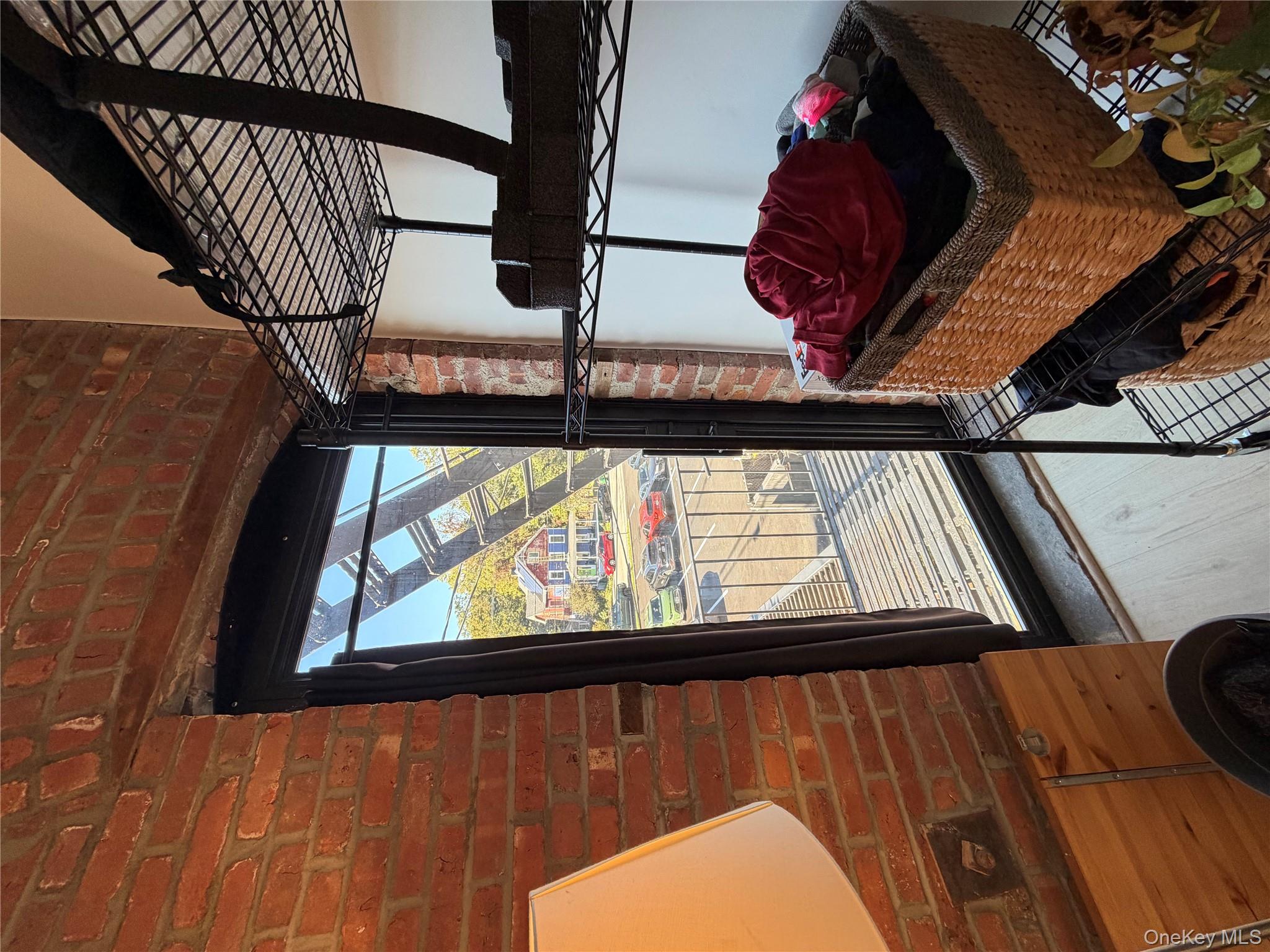 Beacon, New York 12508, United States, 1 Bedroom Bedrooms, ,1 BathroomBathrooms,Residential,Active,226874