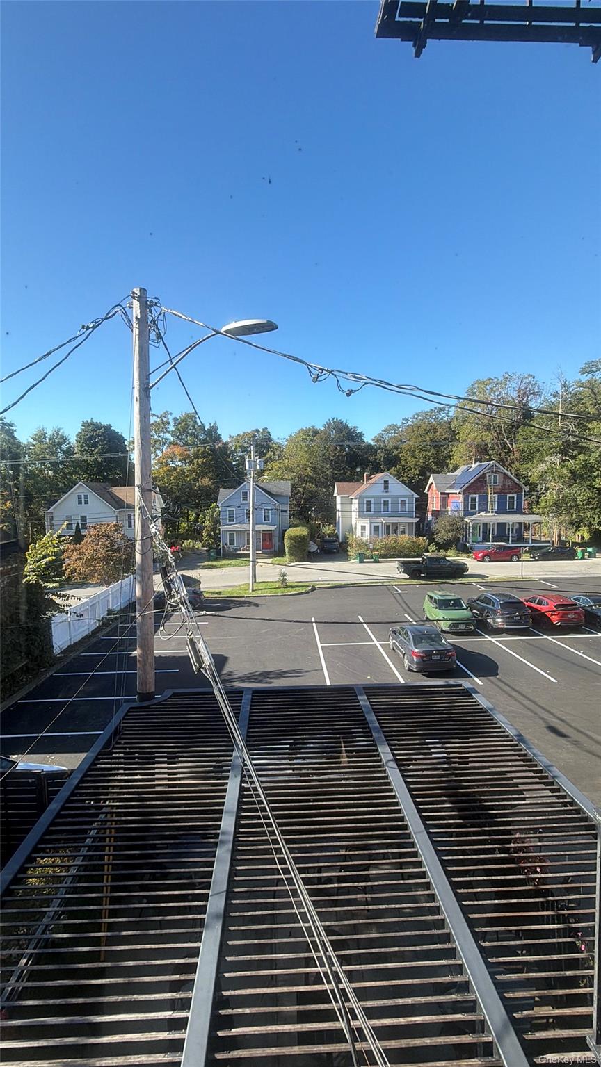 Beacon, New York 12508, United States, 1 Bedroom Bedrooms, ,1 BathroomBathrooms,Residential,Active,226874