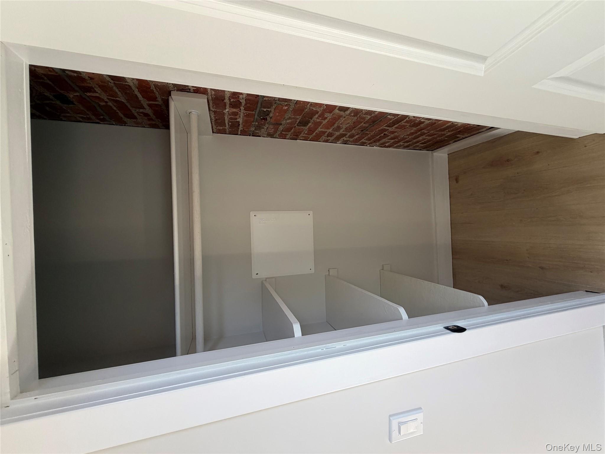 Beacon, New York 12508, United States, 1 Bedroom Bedrooms, ,1 BathroomBathrooms,Residential,Active,226874