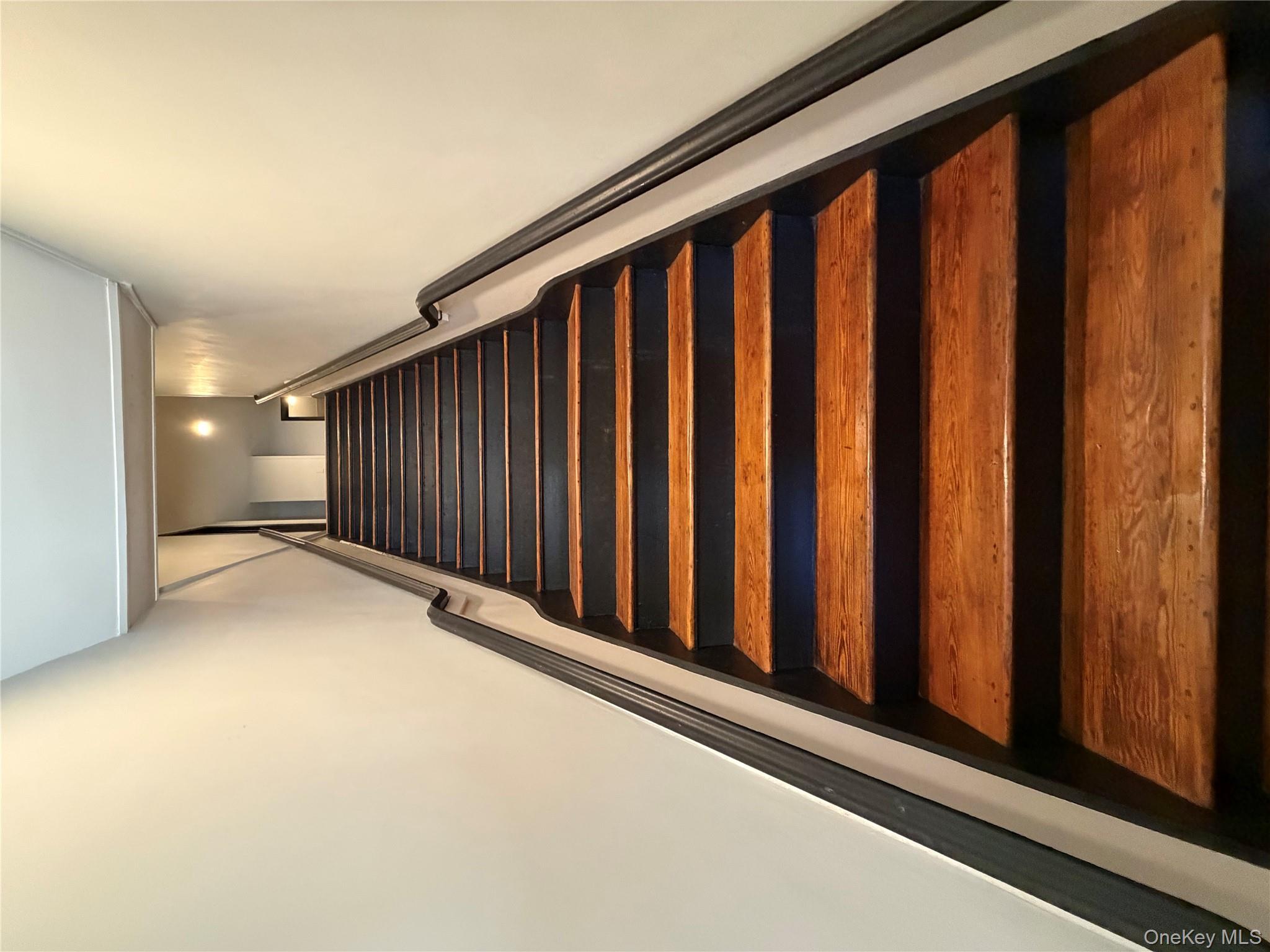 Beacon, New York 12508, United States, 1 Bedroom Bedrooms, ,1 BathroomBathrooms,Residential,Active,226874