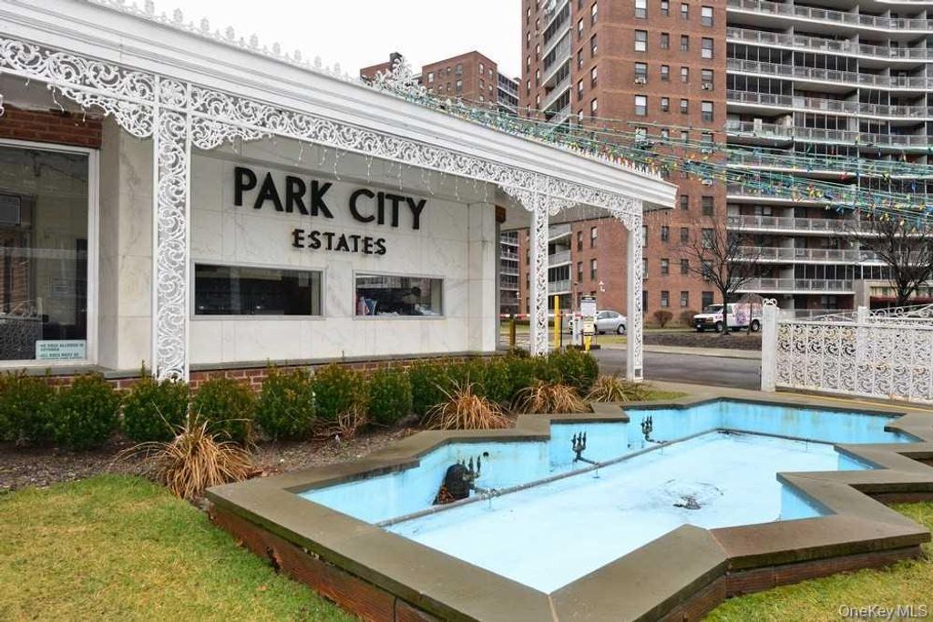 Photo of 61-45 98th Street #12 F, Rego Park, NY 11374 (MLS # 995562)