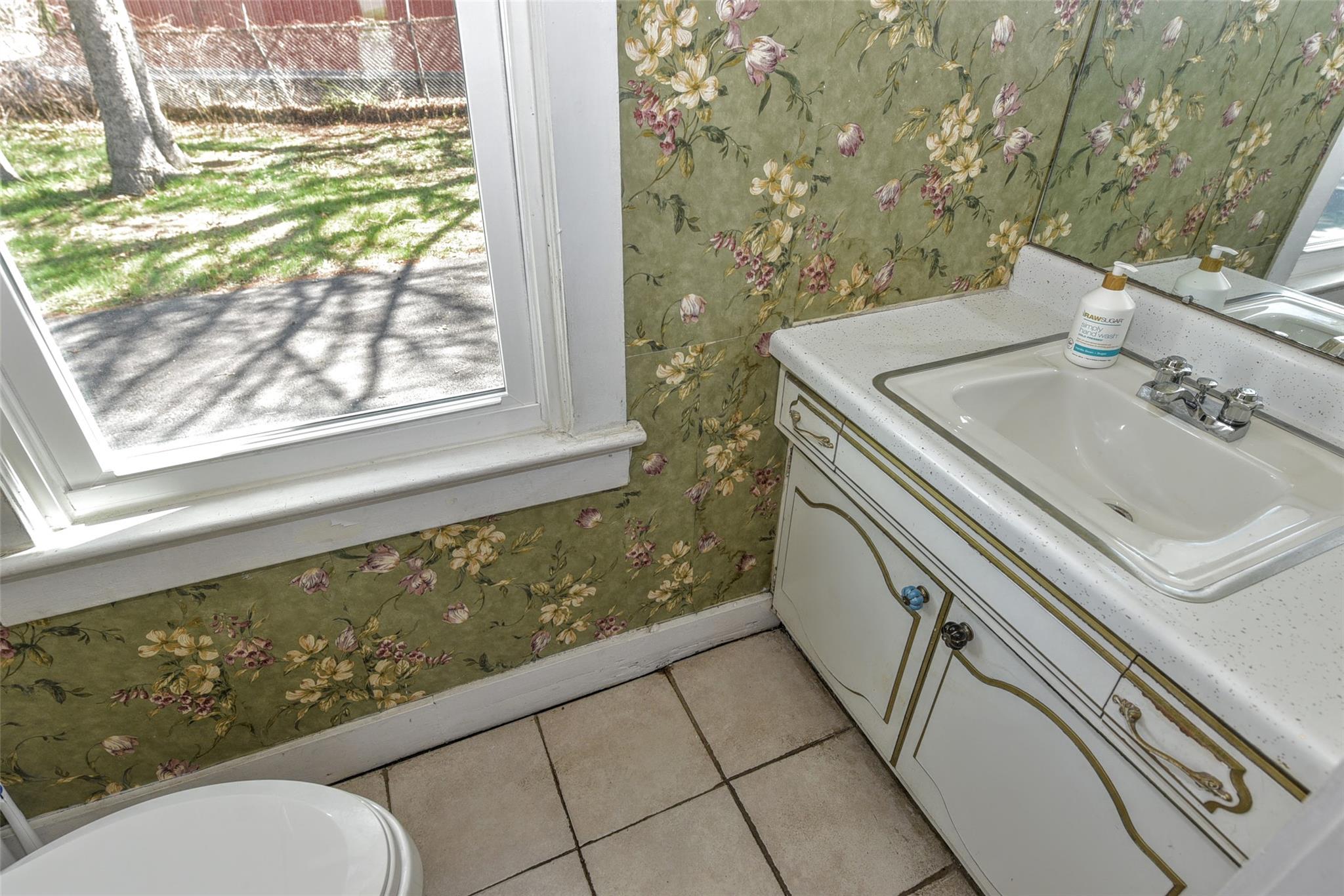 16 Roosevelt Avenue, Kingston, New York image 17