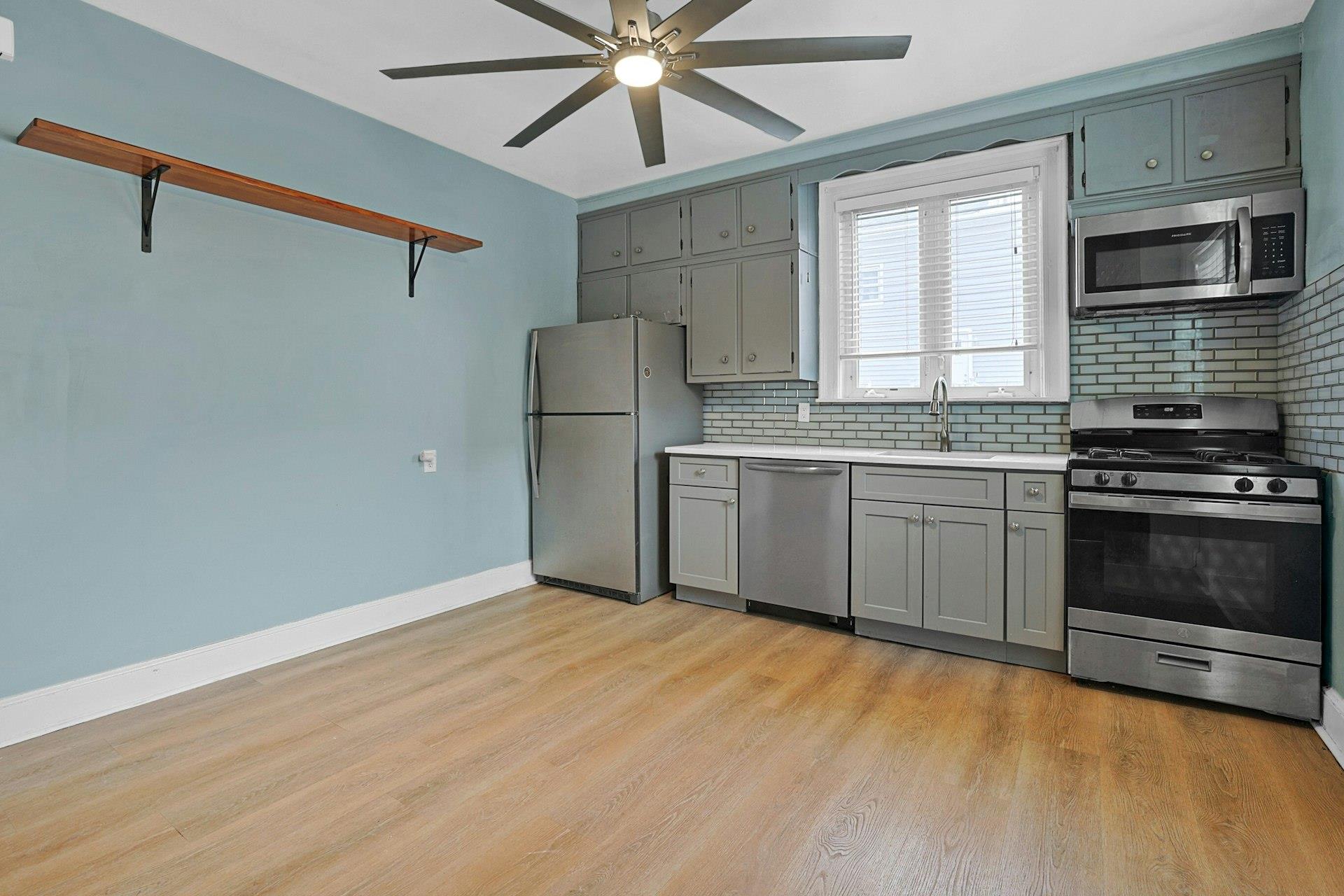 127 Woodland Avenue, New Rochelle, New York image 30