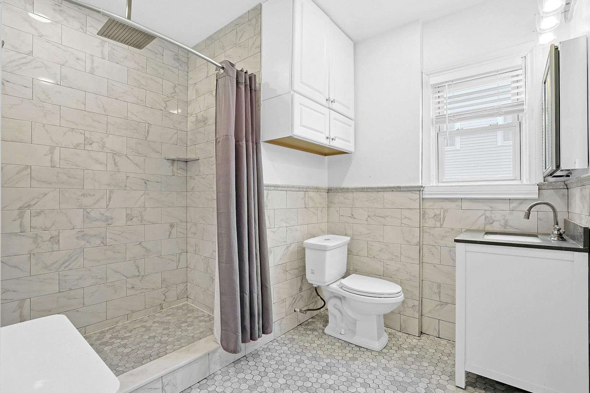 127 Woodland Avenue, New Rochelle, New York image 36