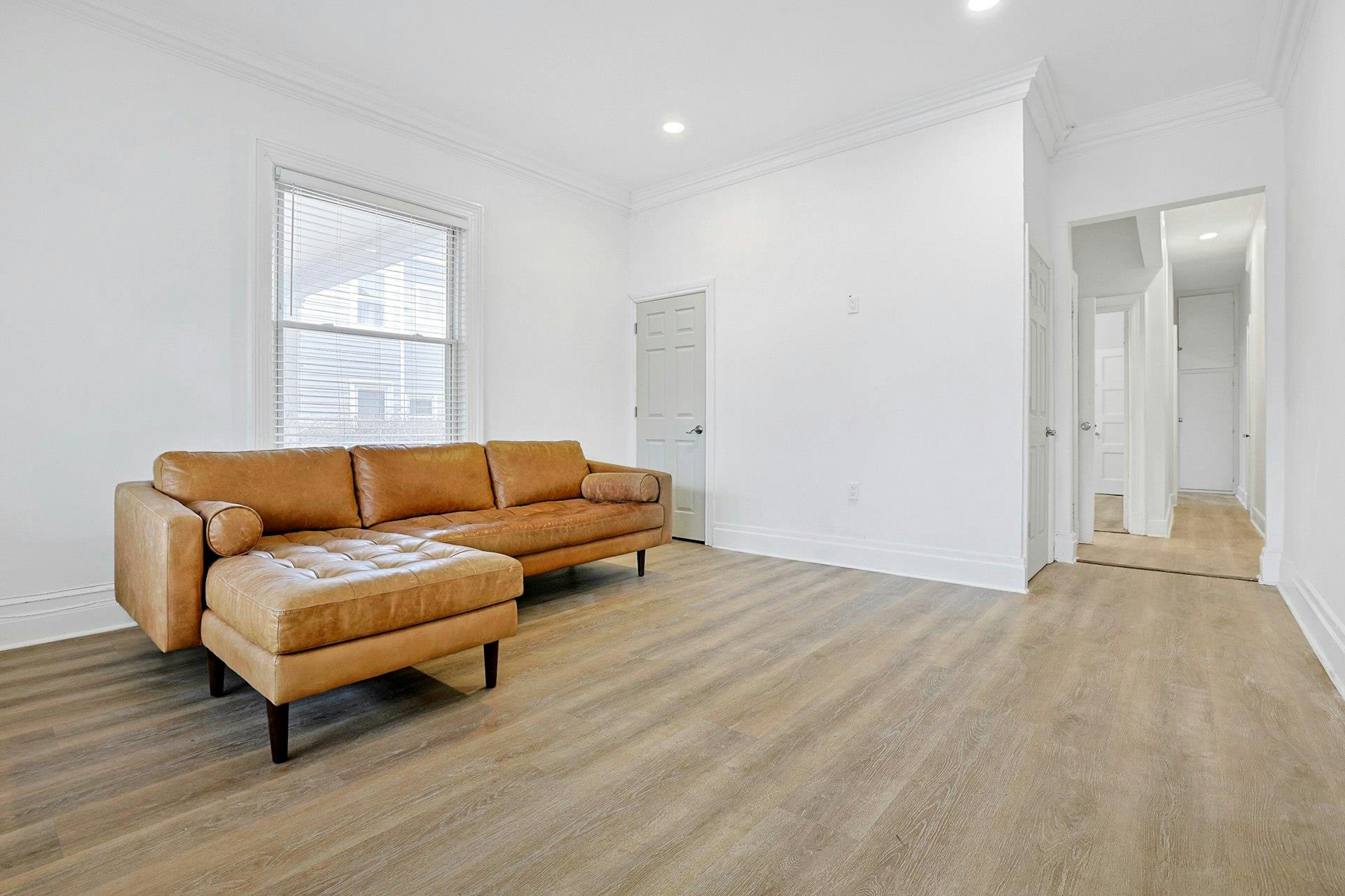 127 Woodland Avenue, New Rochelle, New York image 34
