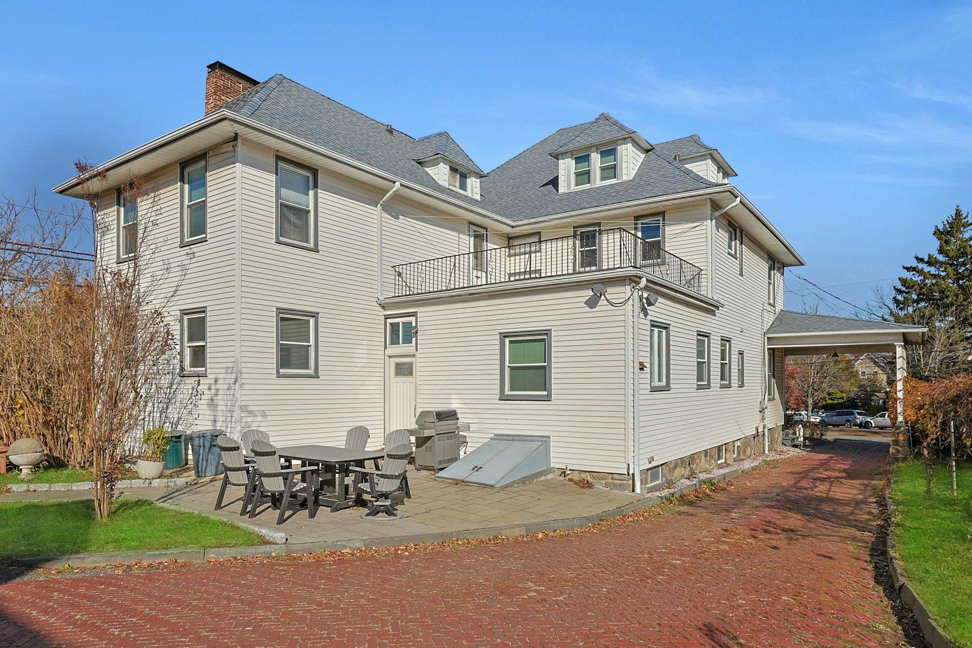 127 Woodland Avenue, New Rochelle, New York image 41