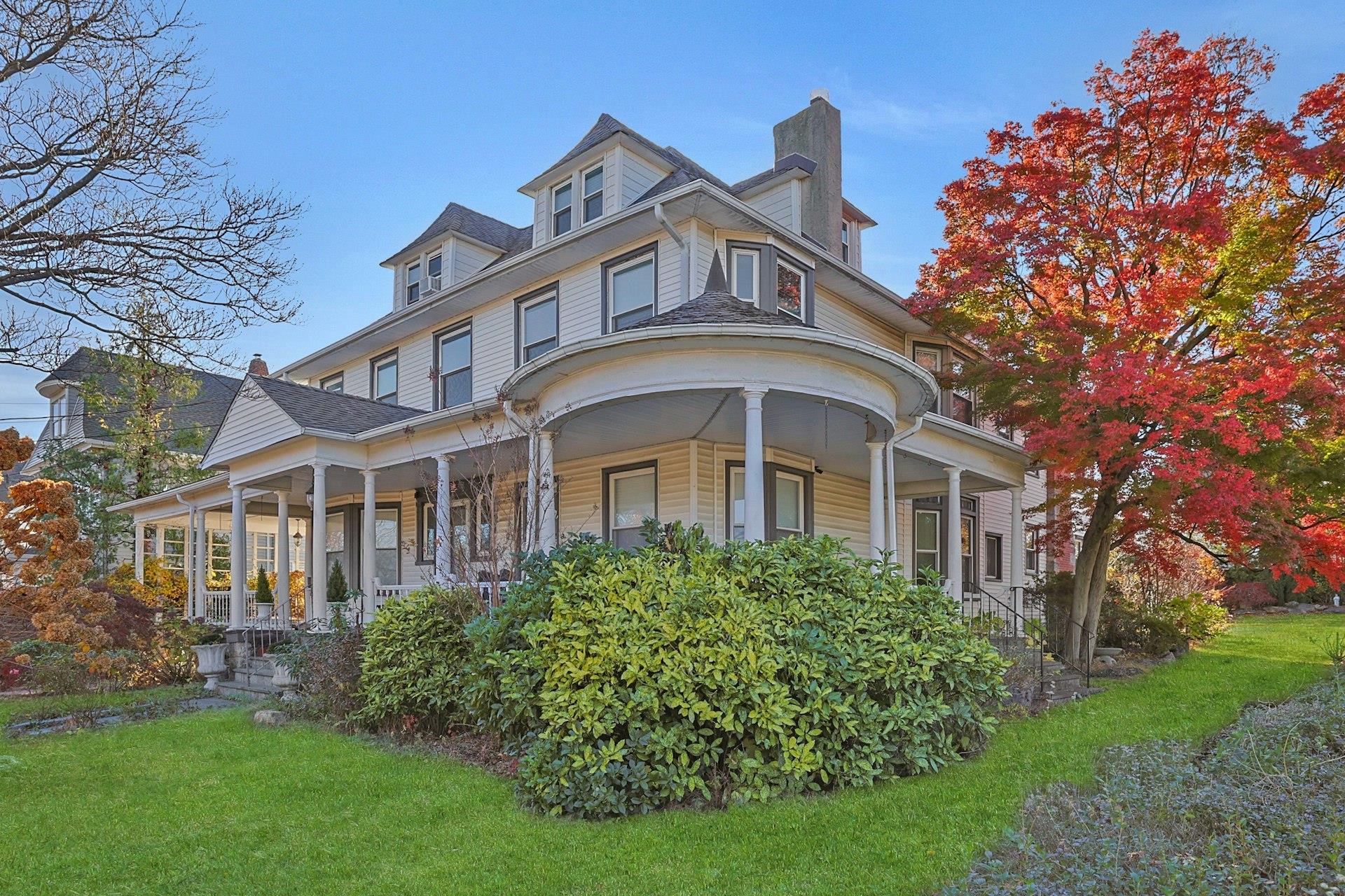 127 Woodland Avenue, New Rochelle, New York image 3