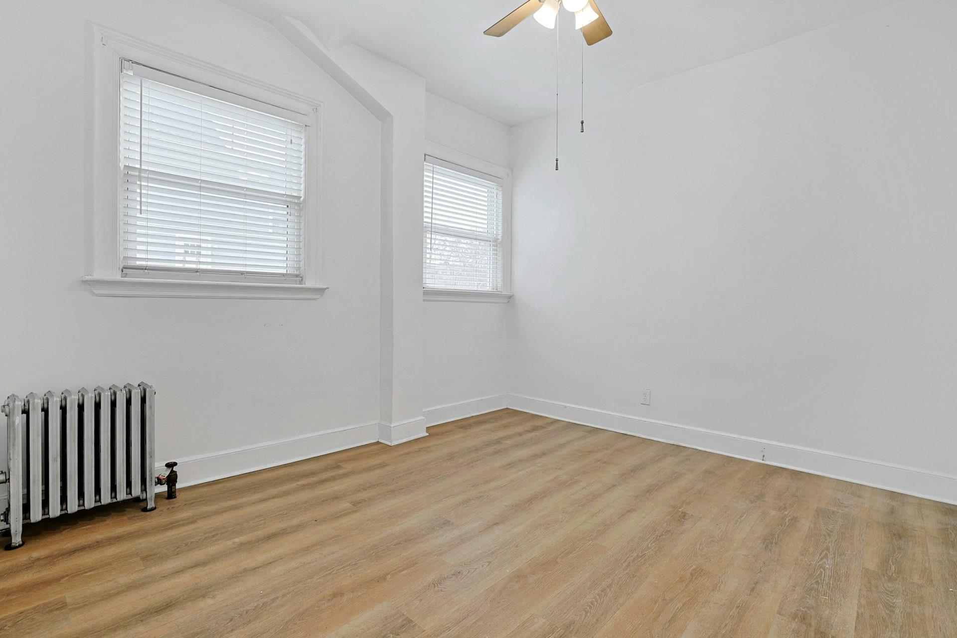 127 Woodland Avenue, New Rochelle, New York image 35