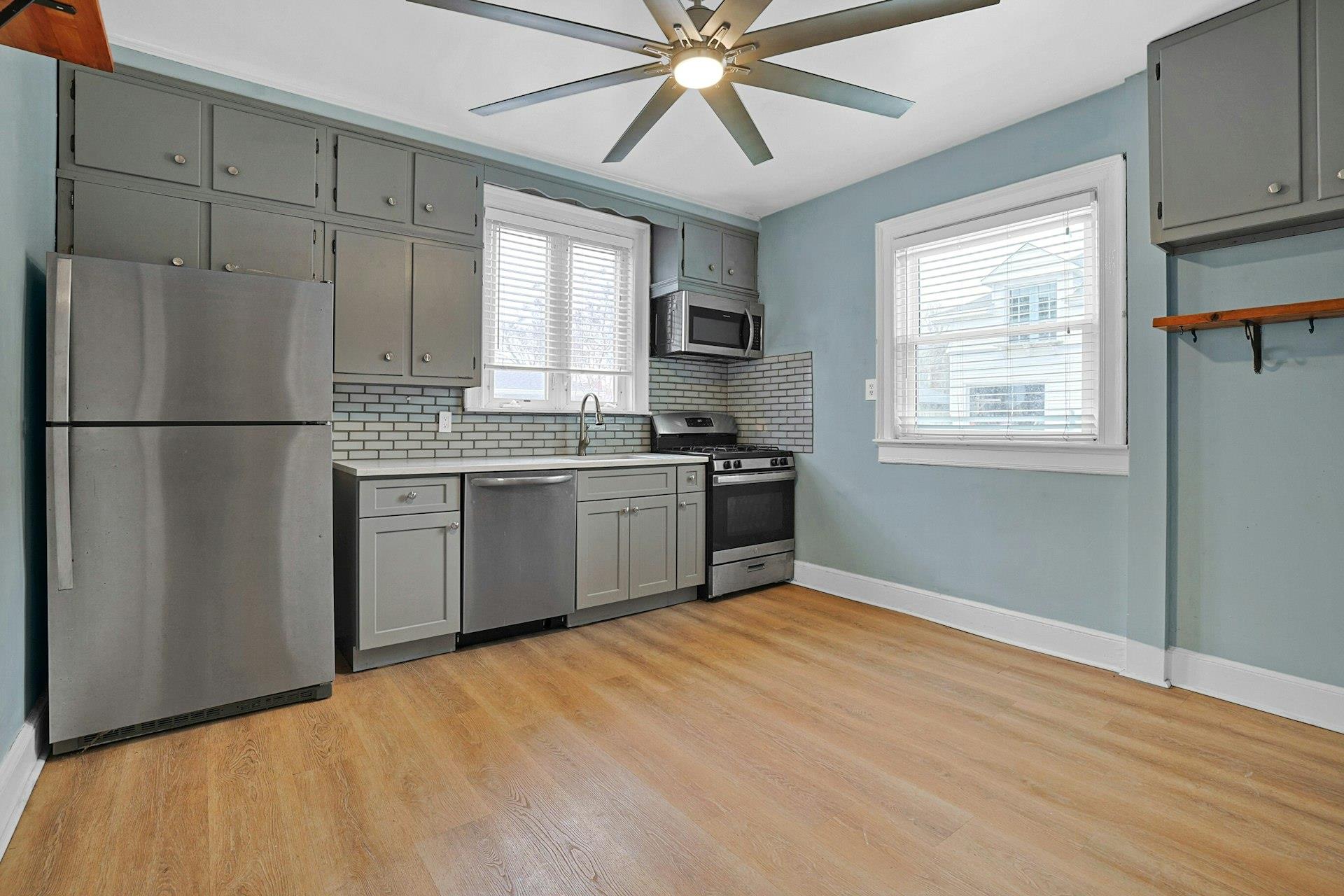 127 Woodland Avenue, New Rochelle, New York image 29