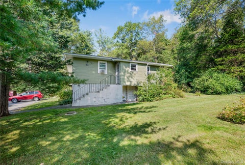 Apartment For Rent - 1093 Orange Turnpike #2<br/> Orange County, Monroe, NY 10950
