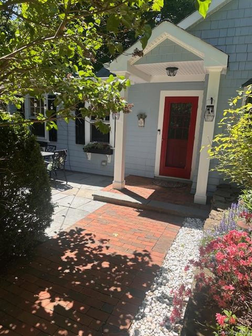 Photo of 41 High Street, Locust Valley, NY 11560 (MLS # 998397)
