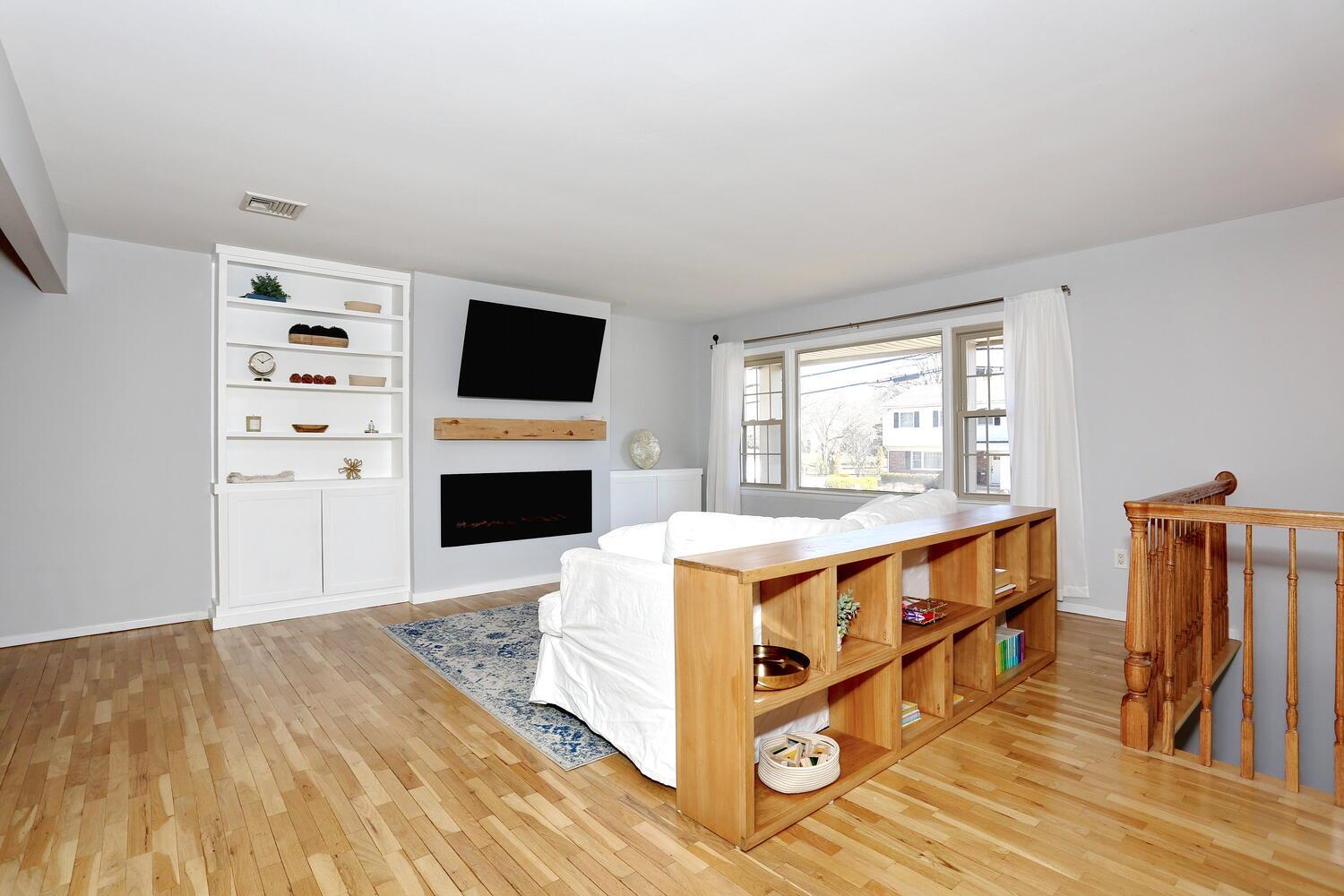 52 Argow Place, Nanuet, New York image 3