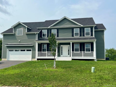 Homes For Sale - 47 Dartmouth Drive<br/> Poughkeepsie, NY 12603