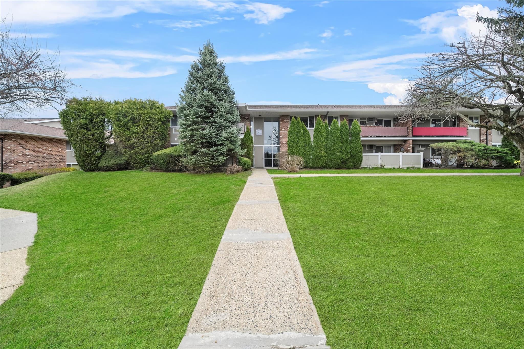 1414 Old Country Road, Elmsford, New York image 1