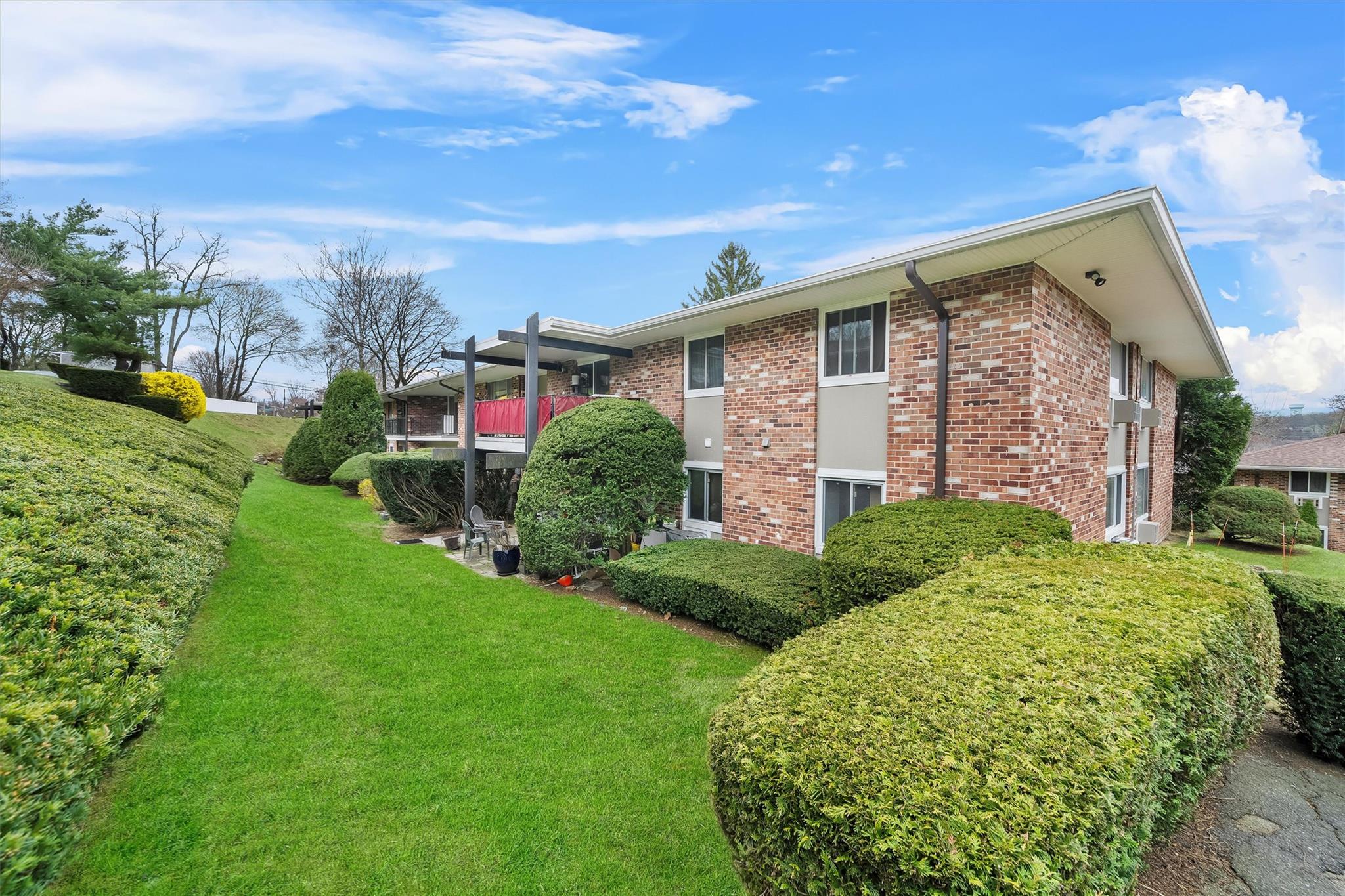 1414 Old Country Road, Elmsford, New York image 21
