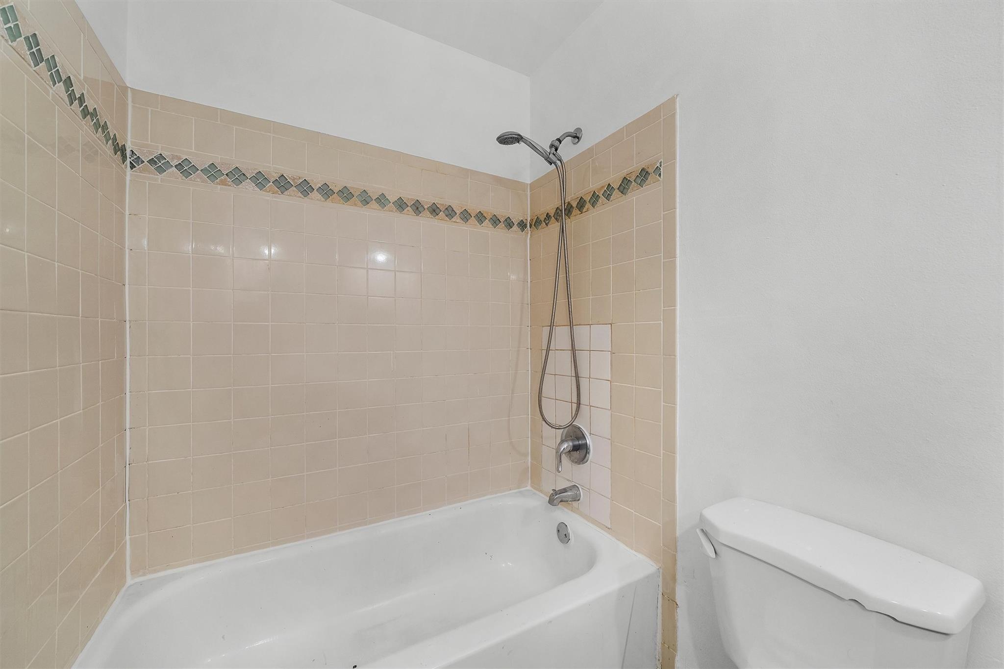 1414 Old Country Road, Elmsford, New York image 16