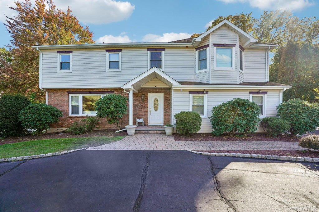 Photo of 7 Edgebrook Court, New City, NY 10956 (MLS # 1061765)