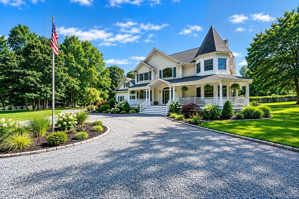 Photo of 4 Holly Lane, Nissequogue, NY 11780 (MLS # 1048497)