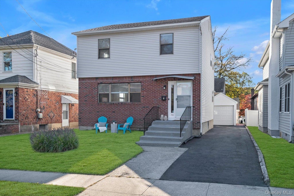 Photo of 78 Irma Avenue, Port Washington, NY 11050 (MLS # 1067762)