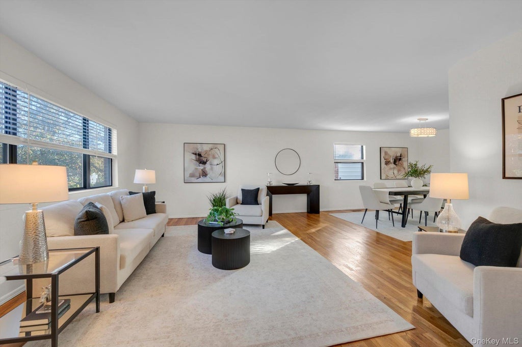Photo of 78 Irma Avenue, Port Washington, NY 11050 (MLS # 1067762)