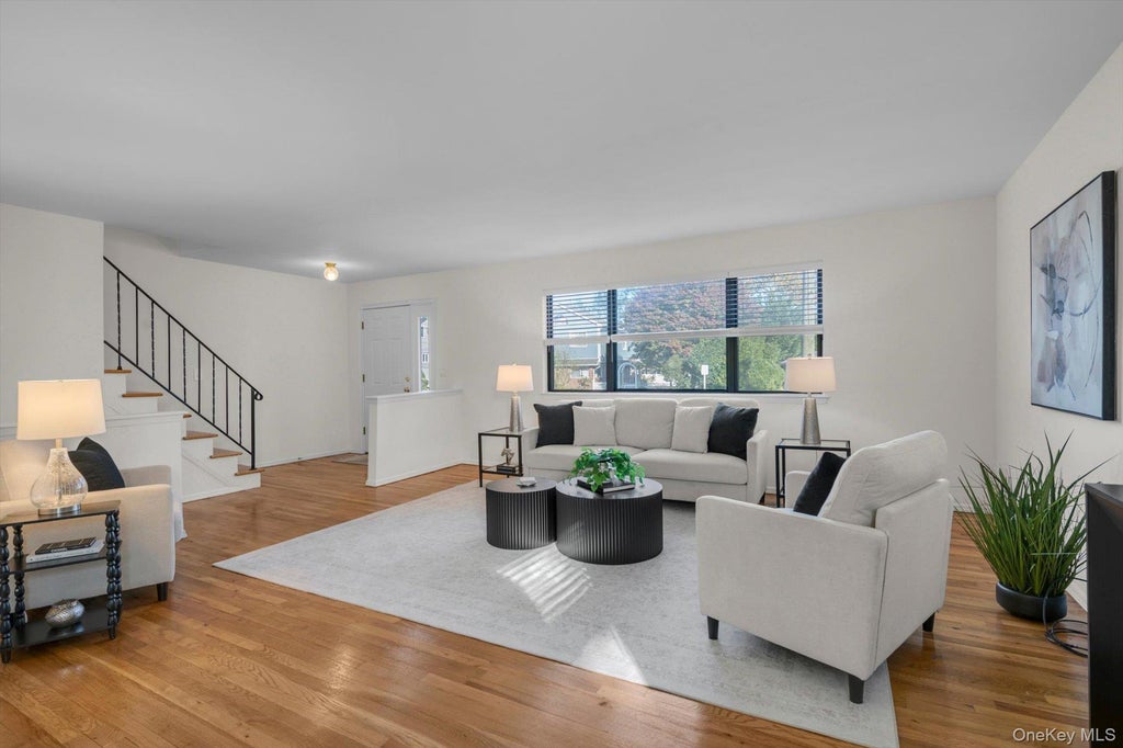 Photo of 78 Irma Avenue, Port Washington, NY 11050 (MLS # 1067762)