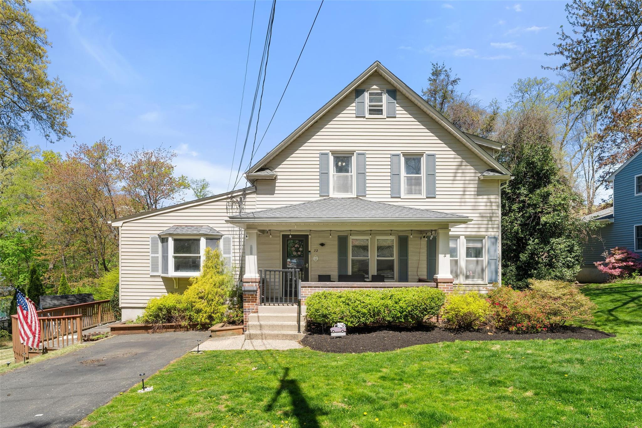 22 Blauvelt Street, Nanuet, New York image 1
