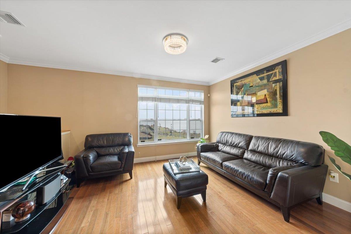 231 Surf Drive #140B, Bronx, New York image 11
