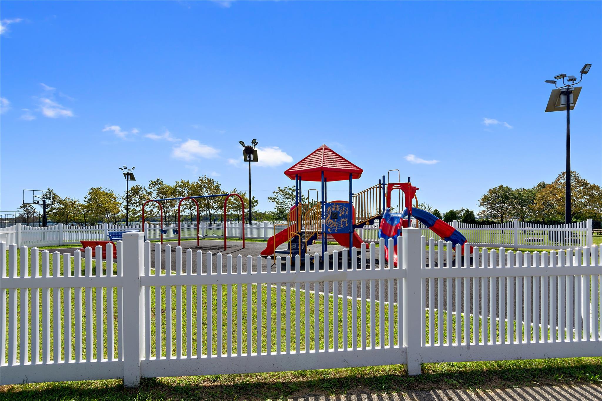 231 Surf Drive #140B, Bronx, New York image 30