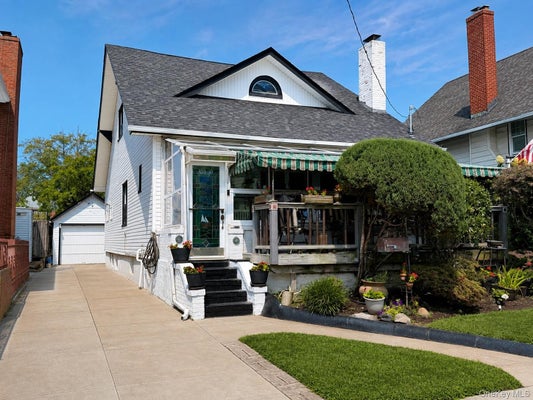 13810 CRONSTON AVE, ROCKAWAY PARK, NY 11694 - Image 892cc0e5d3d375796154a18a4e576359/1128530993